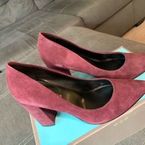 Burgundy pump Marc Fisher brand
